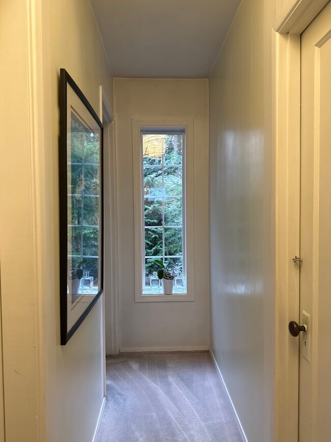 Photo - 12706 10th Ave NE