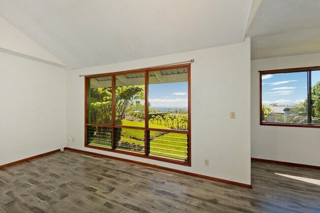 Photo - 25-064-64 Pukana la St