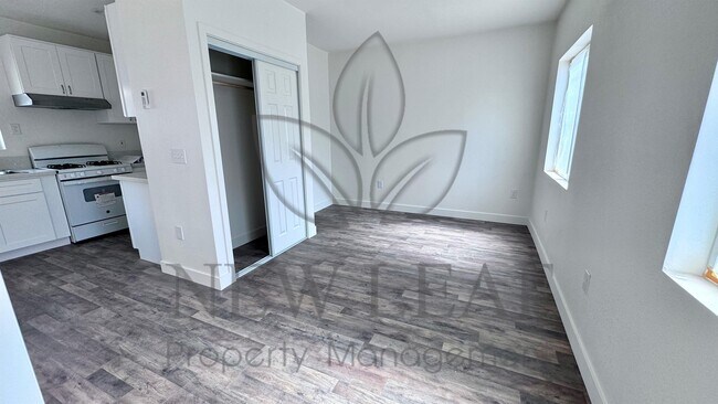 Photo - 1125 Brookside Ave
