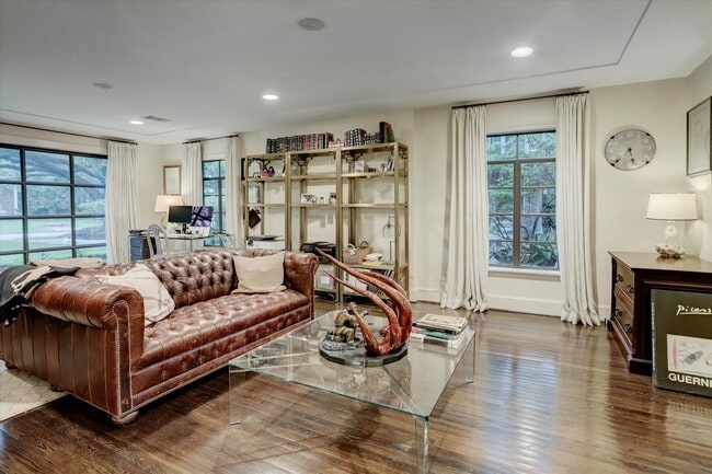 Photo - 3735 Del Monte Dr