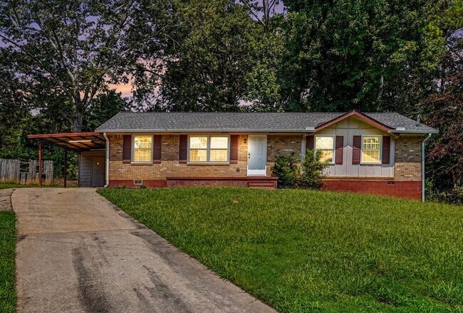 Photo - 312 W Downing Ct