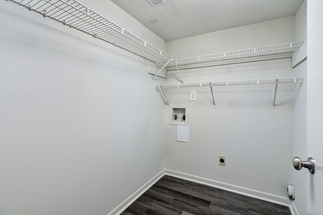 Willow - Washer Dryer Connections