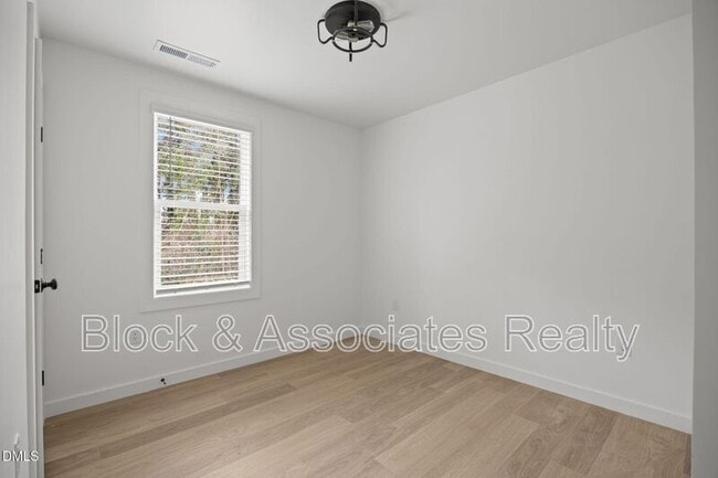 Photo - 2819 Wilcox Pl