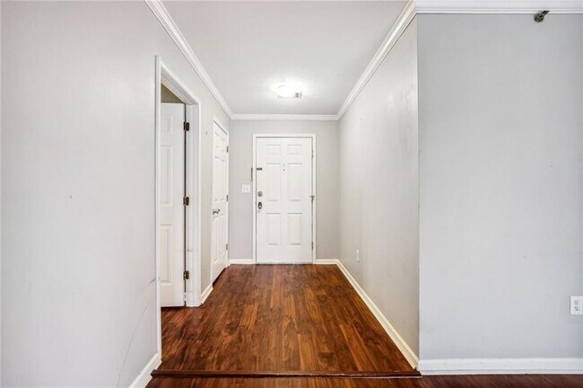 Photo - 1415 Highland Bluff Dr S E