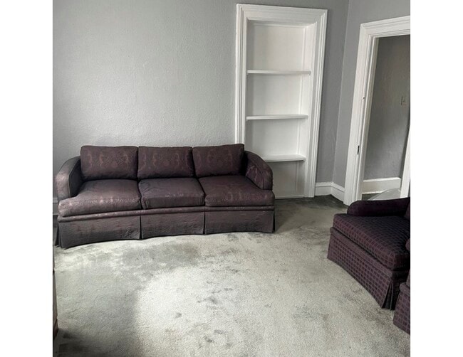 2973 S Lyman St Unit 2