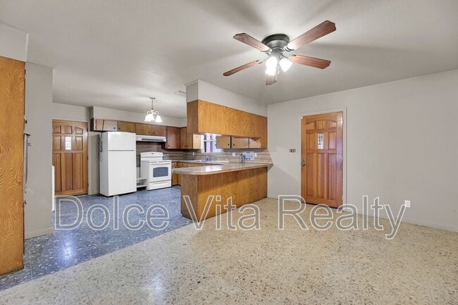 Photo - 810 S 16th 1/2