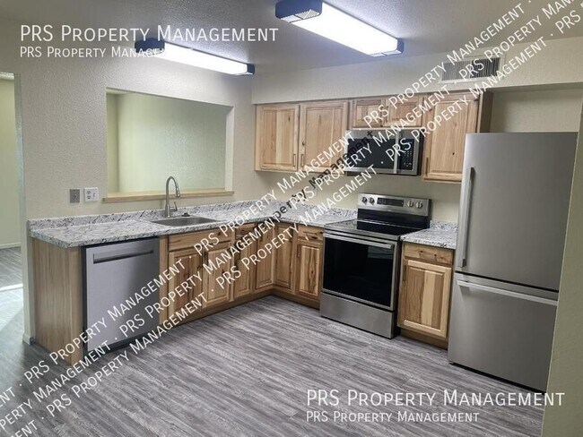 Photo - 1715 S Windsor-