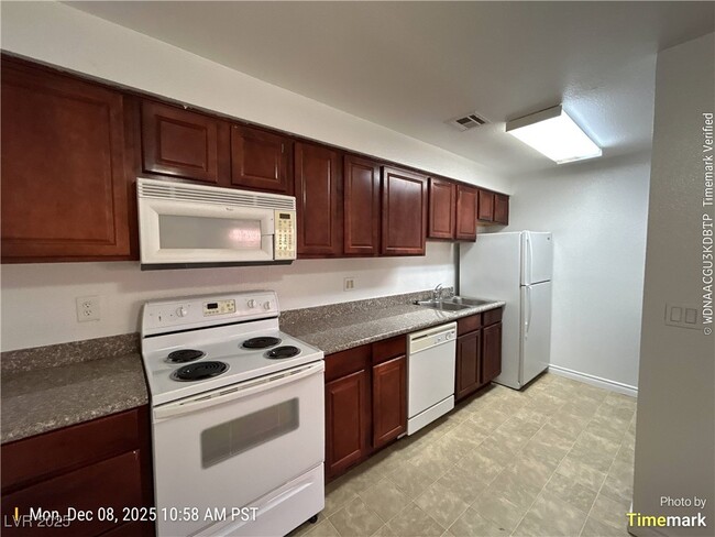 Photo - 4990 River Glen Dr Unit 172