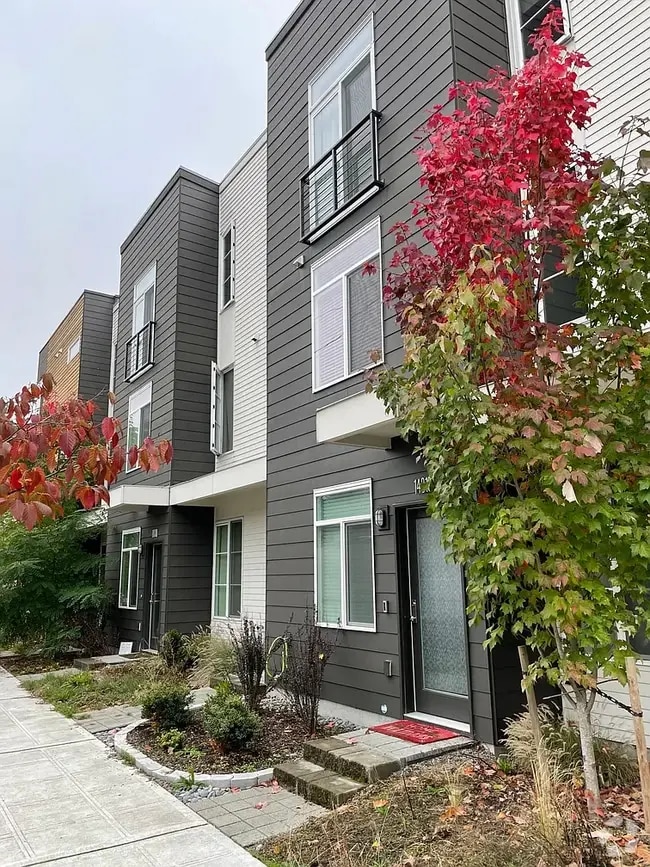 Building Photo - 14315 Stone Ave N Rental