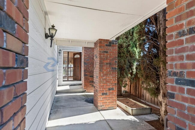 Photo - 2030 Laurel Canyon Ct