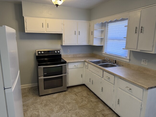 Photo - 3428 Fern Lea Rd