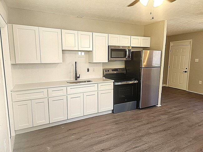 Photo - Charming 2 bedroom 1 bathroom Holly Hill home
