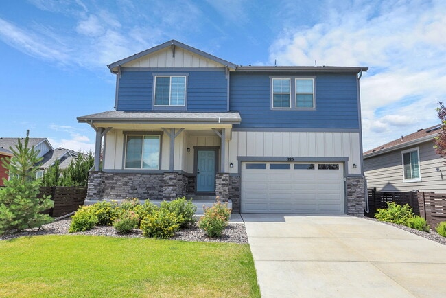 Building Photo - $3,425.00, 4 Beds, 2.5 Baths, Single Famil... Rental