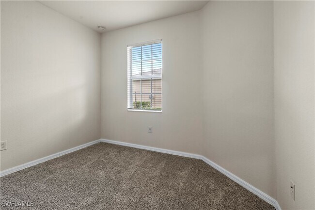 Building Photo - 4244 Lemongrass Dr