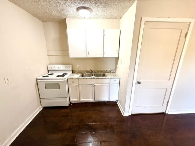 617 S Palmetto St