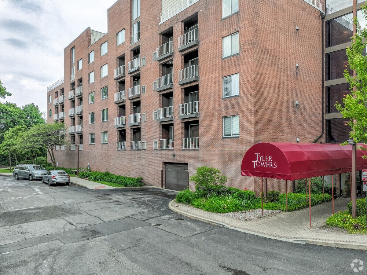 Alternate Entrance - Tyler Towers