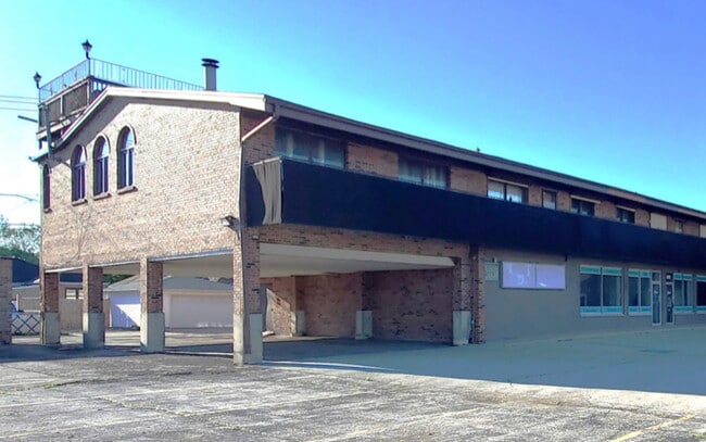 Building Photo - 5643 S Harlem Ave Unit 2S