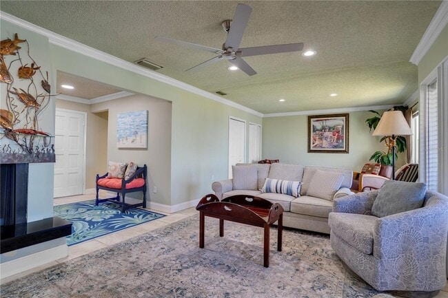 Photo - 654 Windrush Bay Dr Unit 654