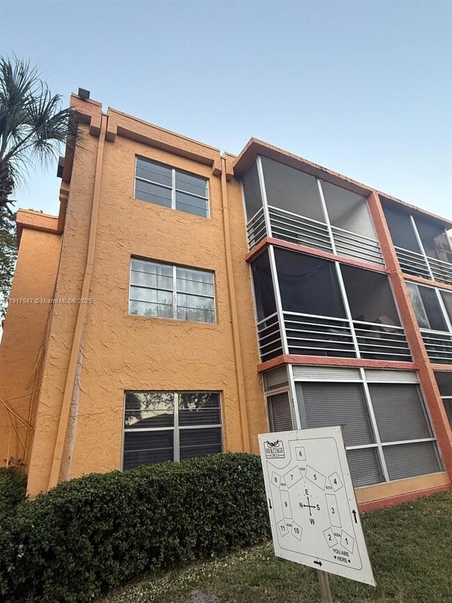 Building Photo - 4304 NW 9th Ave Unit 1-3C