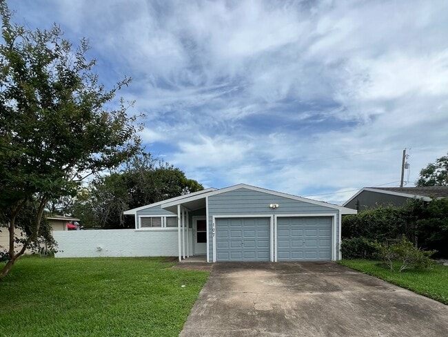 Photo - 107 Tarpon Ave Casa