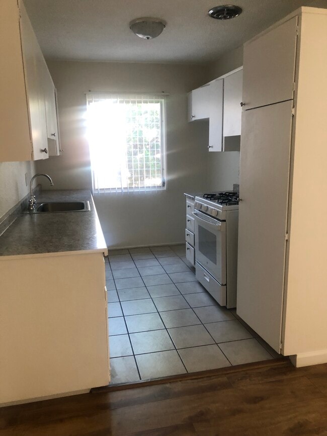 Photo - 514 Gramercy S Pl Unit 02