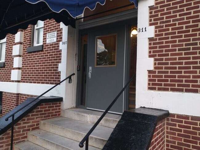 Photo - 307 Dolphin St Unit 3E