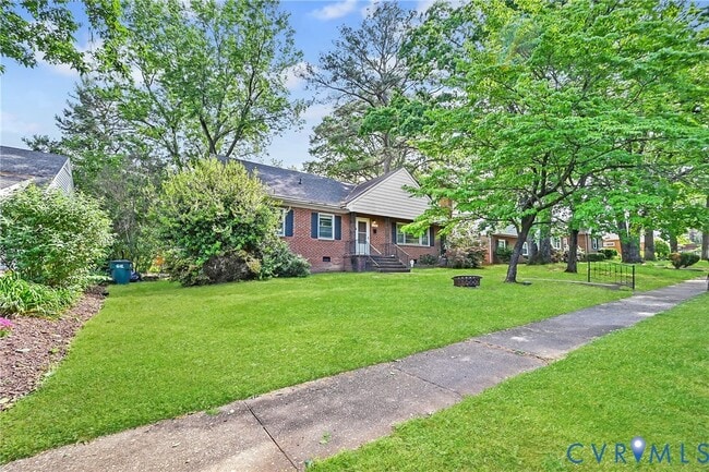 Building Photo - 4910 Monumental St