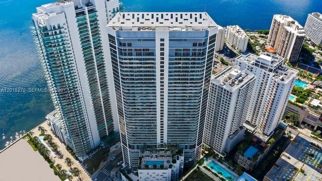 Photo - 1300 Brickell Bay Dr Unit 2000