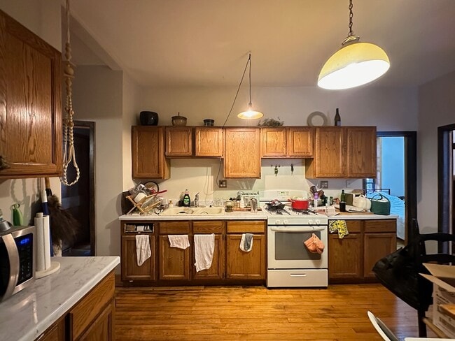 Photo - 937 N Hoyne Ave Unit J07P