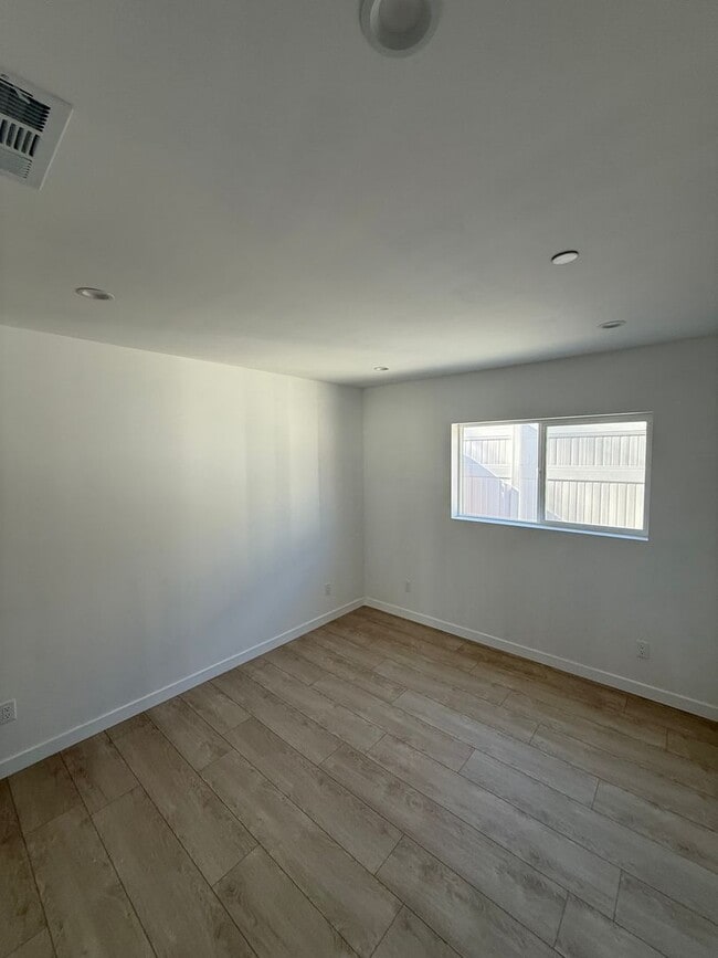 Photo - Saticoy Properties Unidad 22026 1/2