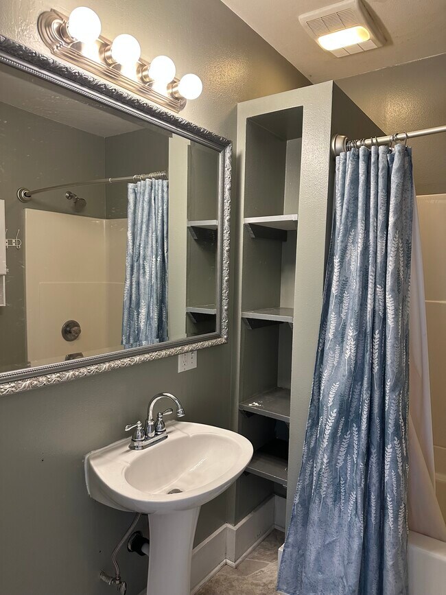 Photo - 1008 W Park St