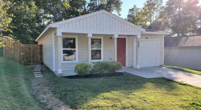 Building Photo - 609 Cedar Point Dr Rental