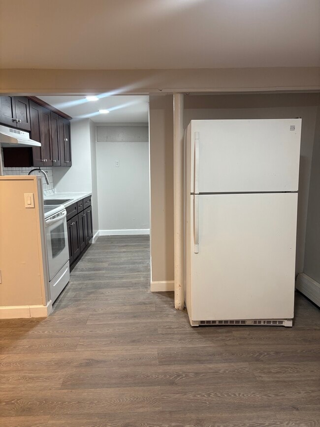 Photo - 23 Baldwin St Unit Newly Renovated 1-Bedroom