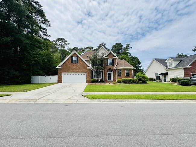 Photo - 3571 Brampton Dr