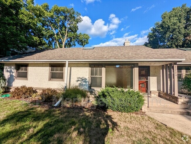 Building Photo - 2111 Irving Ave S Rental