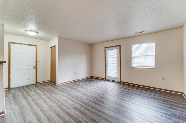 Photo - The Residences at Belleville Park