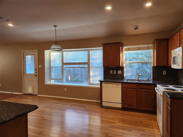 Photo - 3913 Chimney Rock Dr