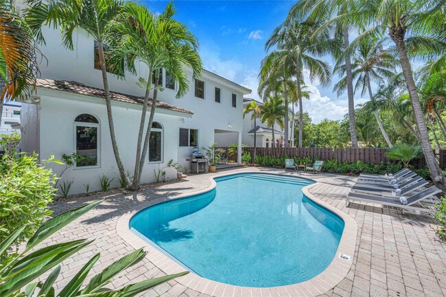 Photo - 3315 NE 17th St