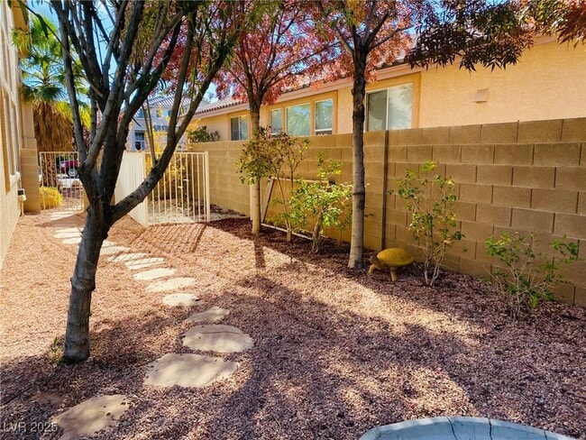 Building Photo - 10234 Torrey Valley Ct