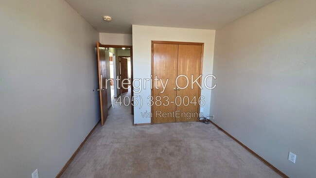 Photo - 6820 NW 135th Cir