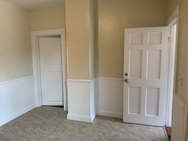 Photo - 172 Grafton St