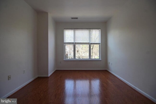 Photo - 2791 Centerboro Dr Unit 274