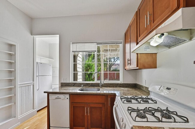 Photo - 2981 Sacramento St Unidad 11