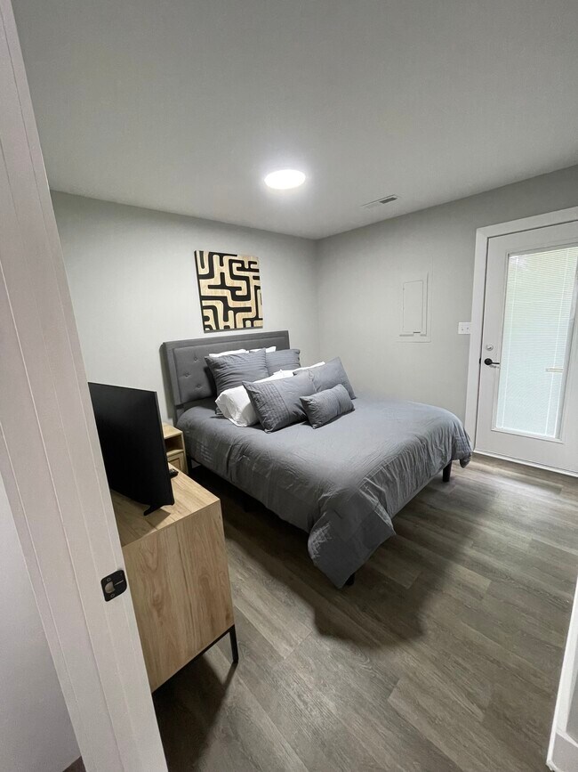 Timber East Apartments