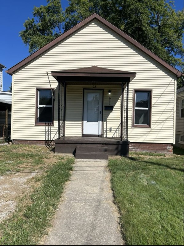 Photo - 611 Lampert St House