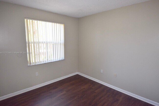 Photo - 16363 SW 47th Ct