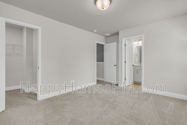 Photo - 523 Green Fern Dr