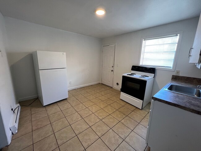 Photo - 704 Glover St Unit 704 Glover St