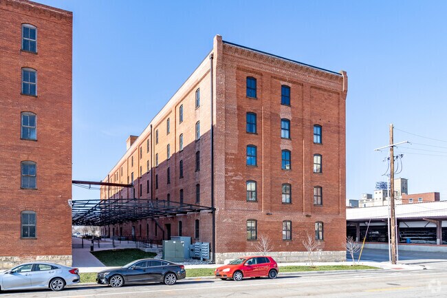 Lee Lofts