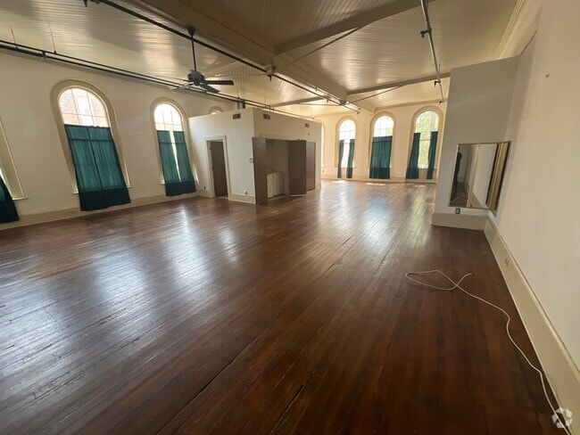 Building Photo - 804 Ellis St Unit A Rental